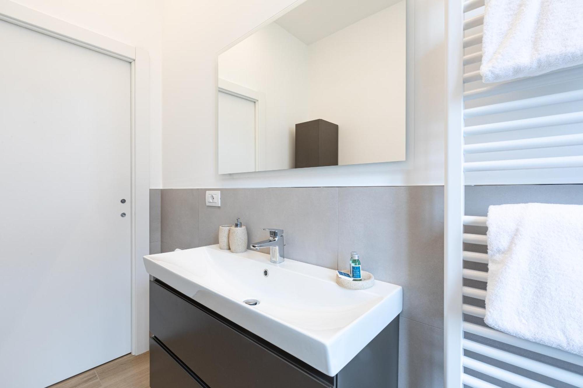Certosa Enchanting With Balcony - Collection Apartment Mailand